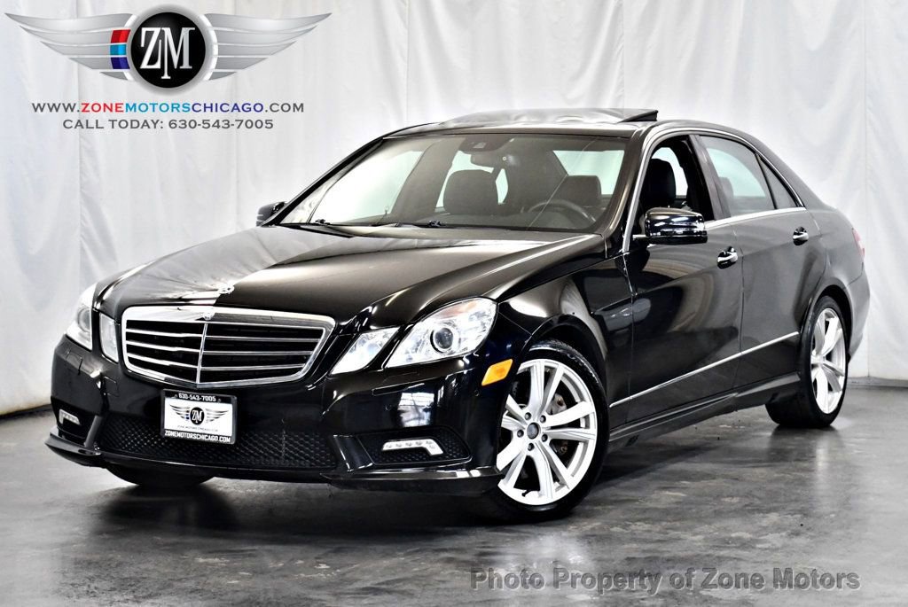 Used 2010 Mercedes-Benz E 550 4MATIC Sedan image 1