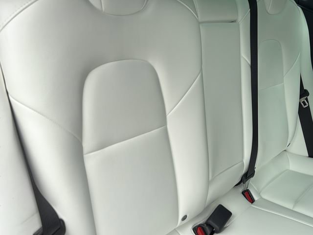 Used 2023 Tesla Model 3 Standard Range image 41