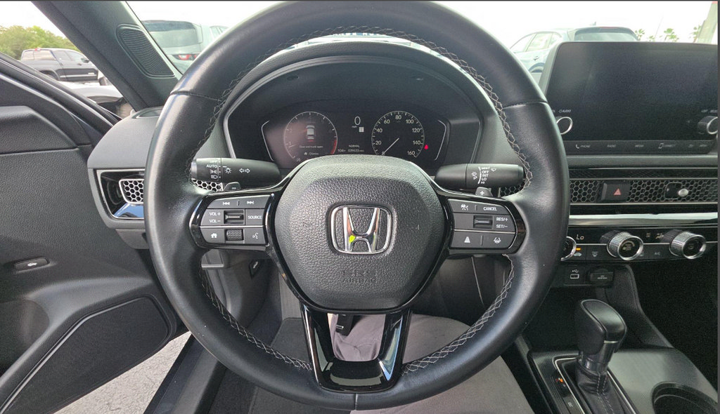 Used 2023 Honda Civic Sport image 12