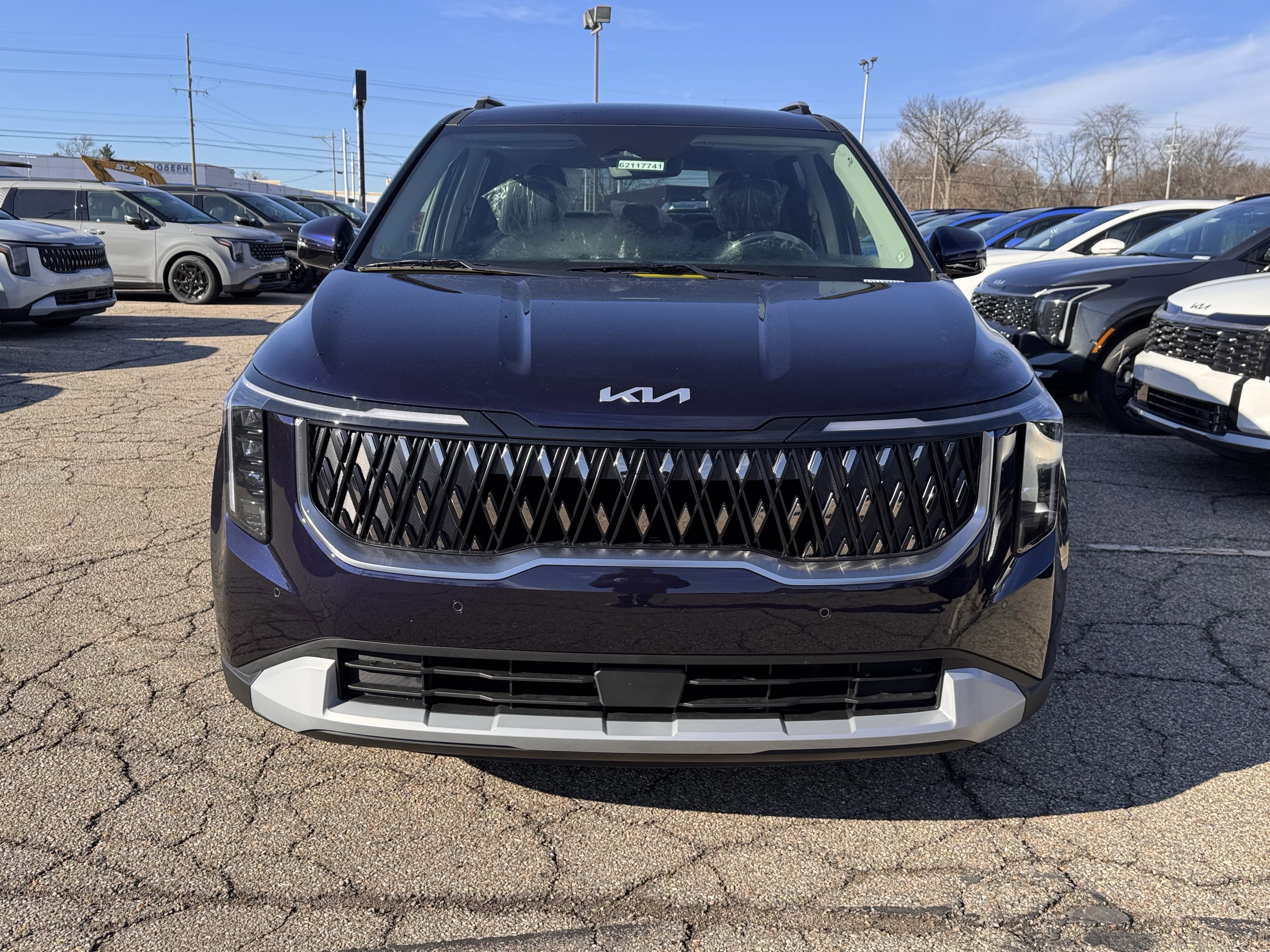 New 2026 Kia Carnival EX image 9