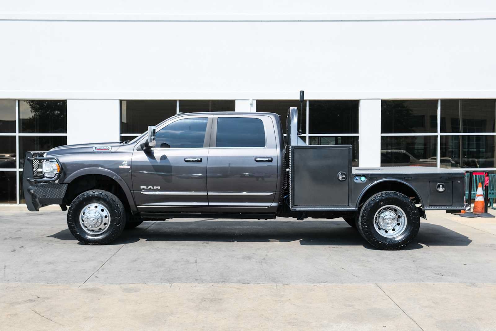 Used 2020 RAM 3500 Limited AWD/4WD image 21