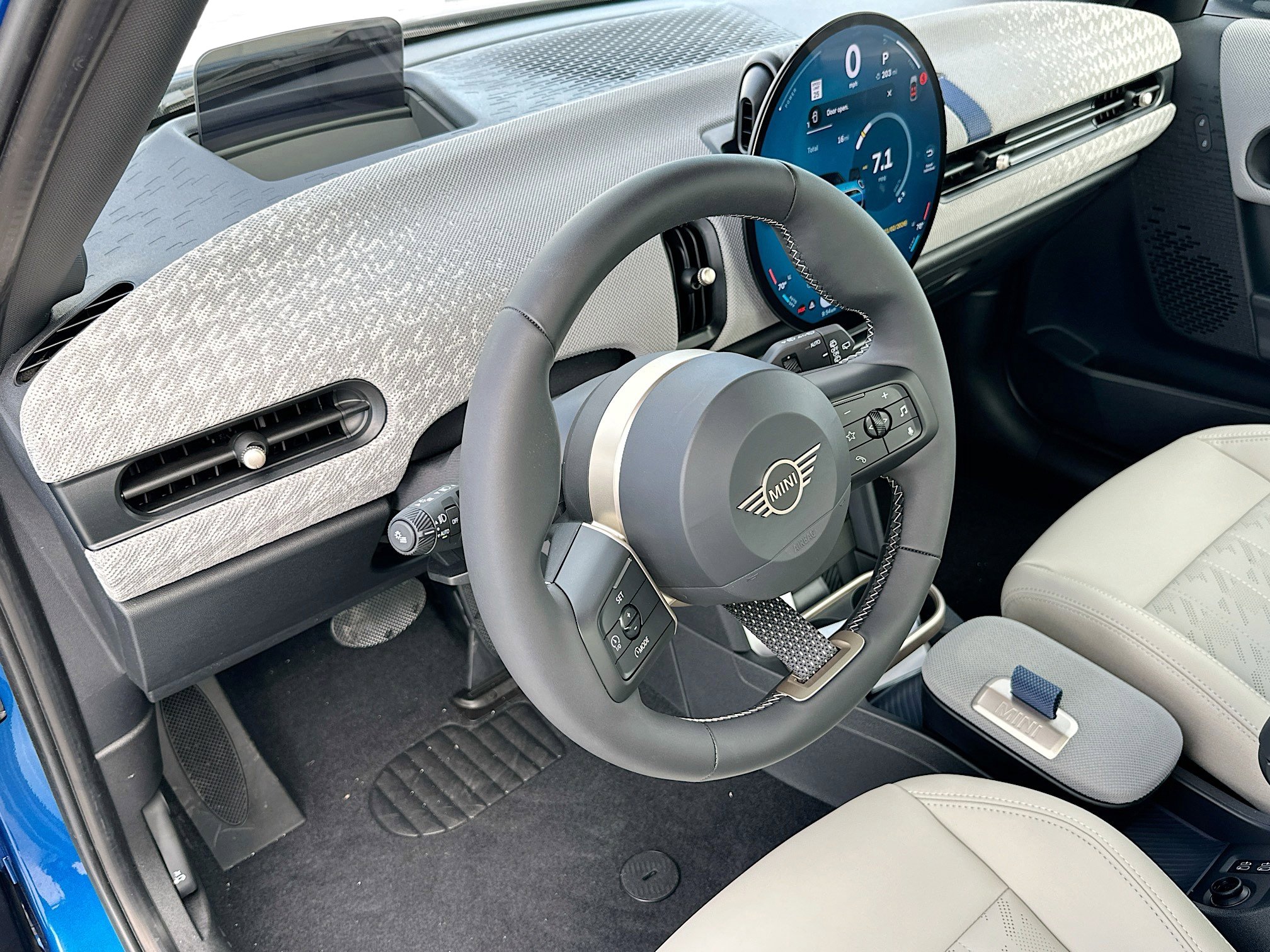 New 2026 MINI Cooper S FWD image 7