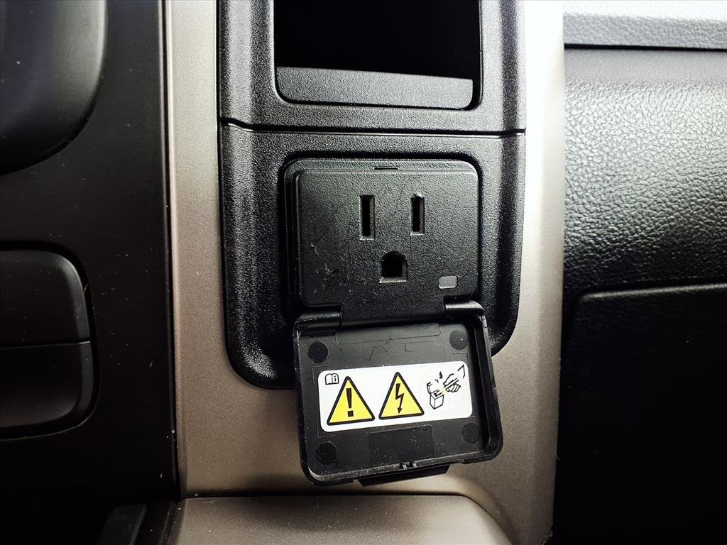 Used 2014 RAM 1500 Outdoorsman image 12