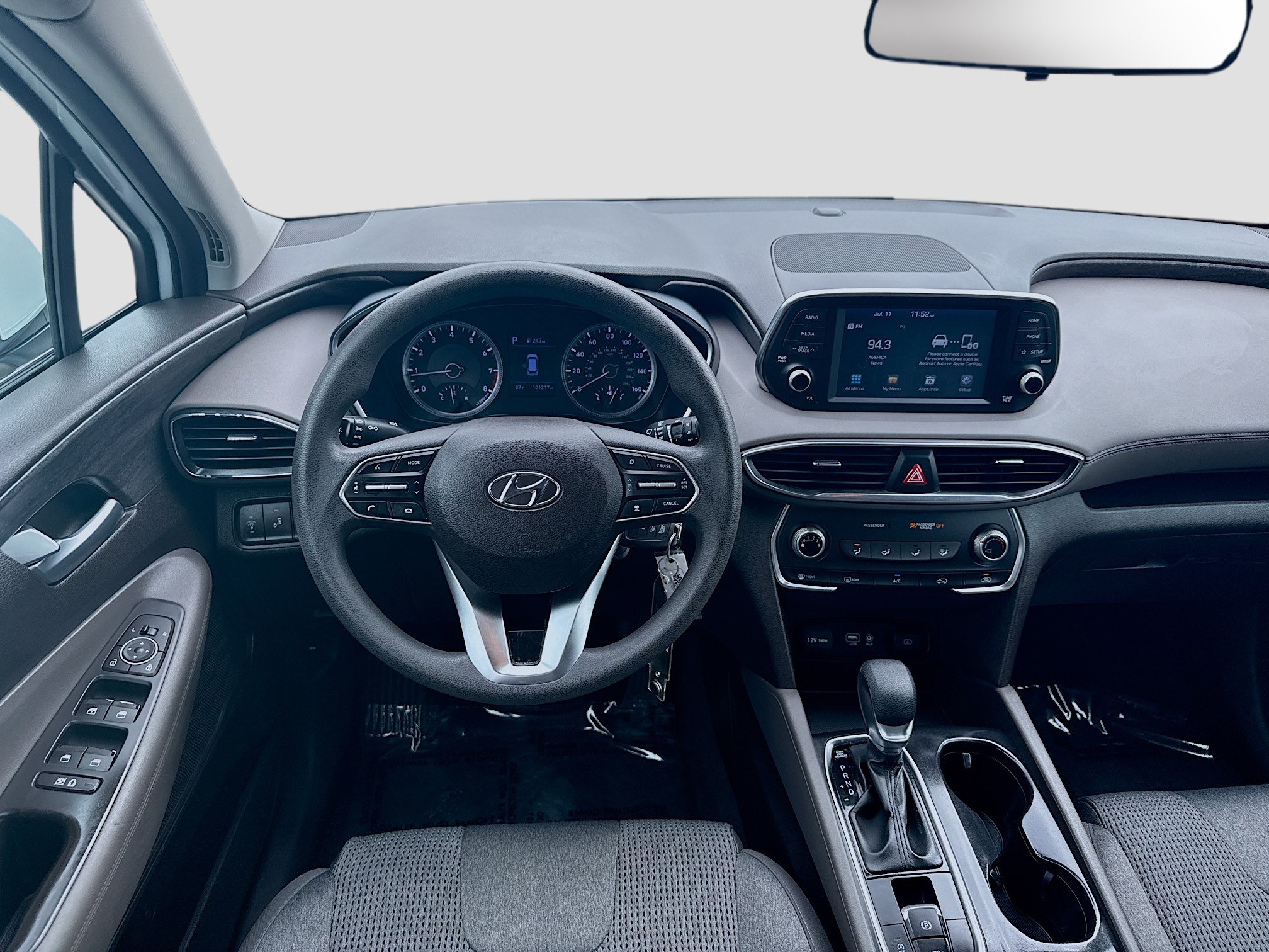 Used 2019 Hyundai Santa Fe SE FWD image 18