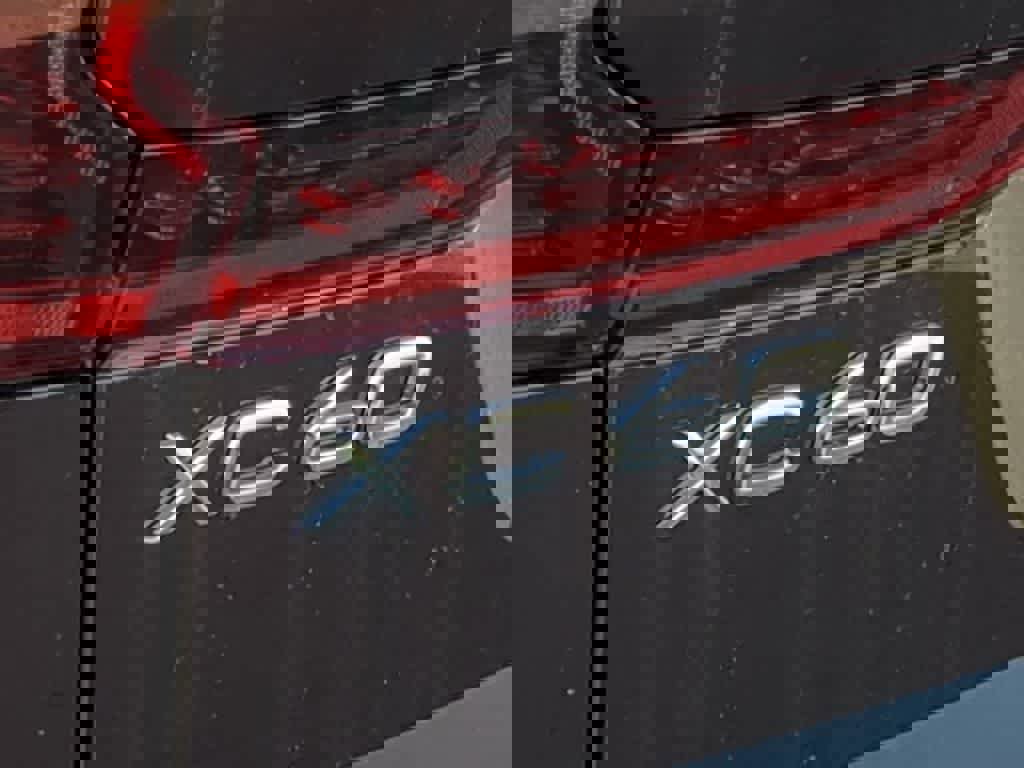 New 2026 Volvo XC60 B5 Plus w/ Protection Package Premier image 12