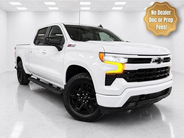 Used 2024 Chevrolet Silverado 1500 RST AWD/4WD image 2