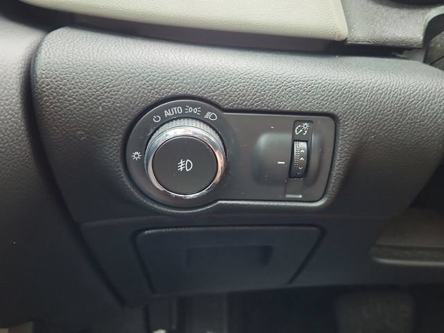 Used 2017 Buick Verano Sport Touring FWD image 34
