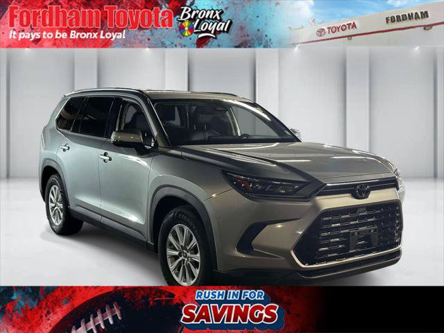 Certified 2025 Toyota Grand Highlander AWD image 1
