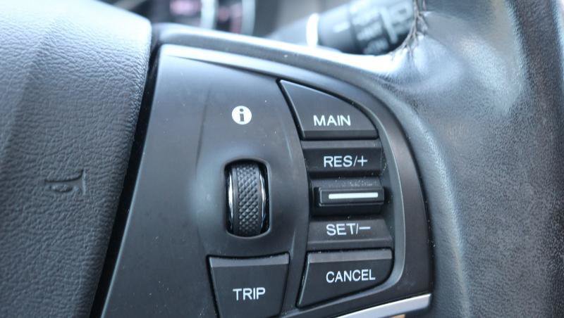 Used 2020 Acura MDX w/ Technology Package FWD image 11