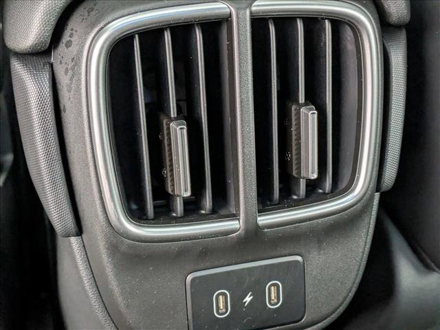 Used 2025 Hyundai Ioniq 6 Limited image 18