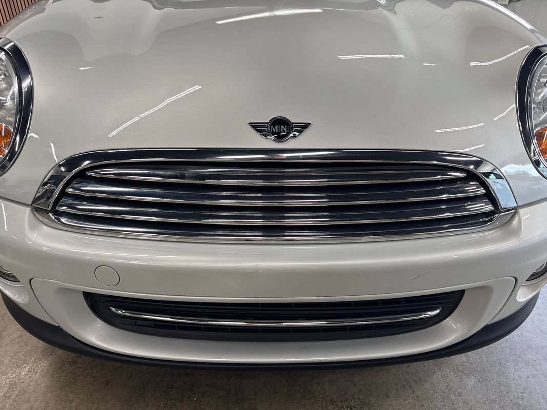 Used 2013 MINI Cooper Convertible FWD image 24