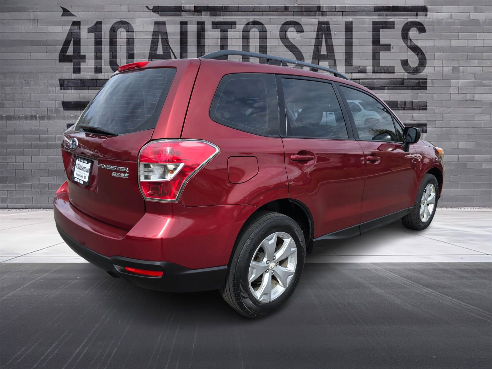 Used 2015 Subaru Forester 2.5i w/ Alloy Wheel Package image 3