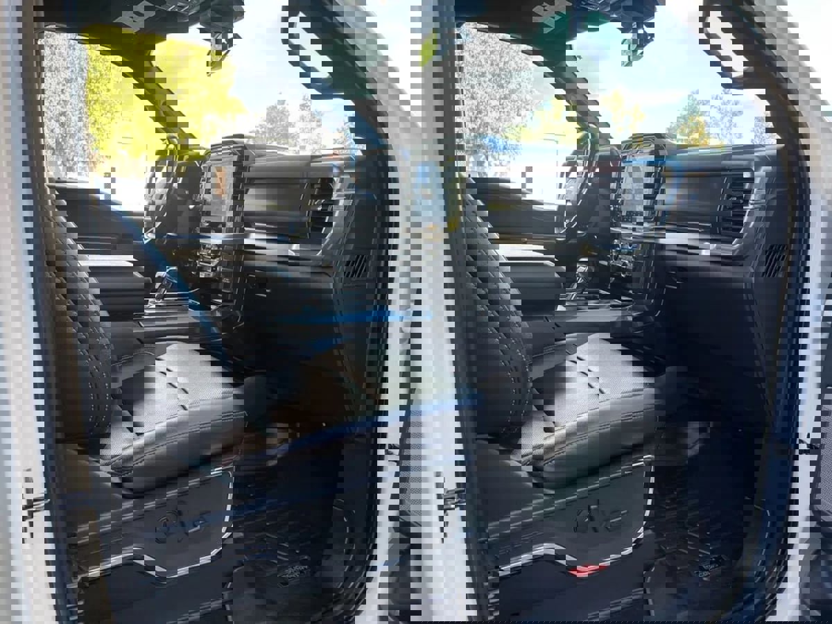 Used 2022 Ford F150 Lariat AWD/4WD image 21