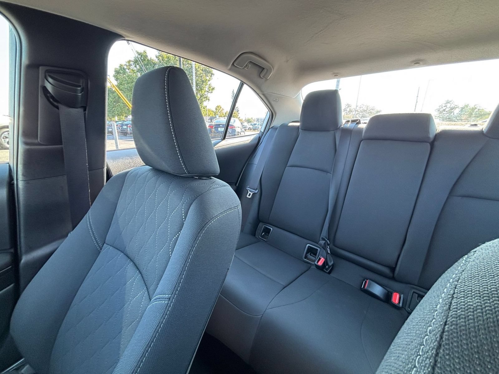 Used 2025 Toyota Corolla LE FWD image 37