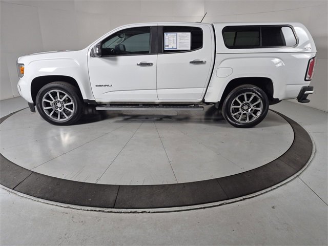 Used 2018 GMC Canyon Denali image 2