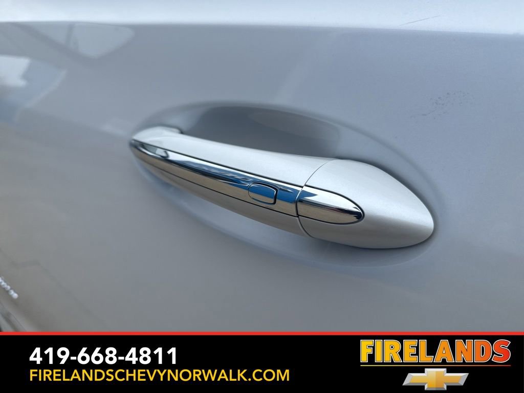 Certified 2024 Buick Enclave Avenir w/ Avenir Technology Package image 40