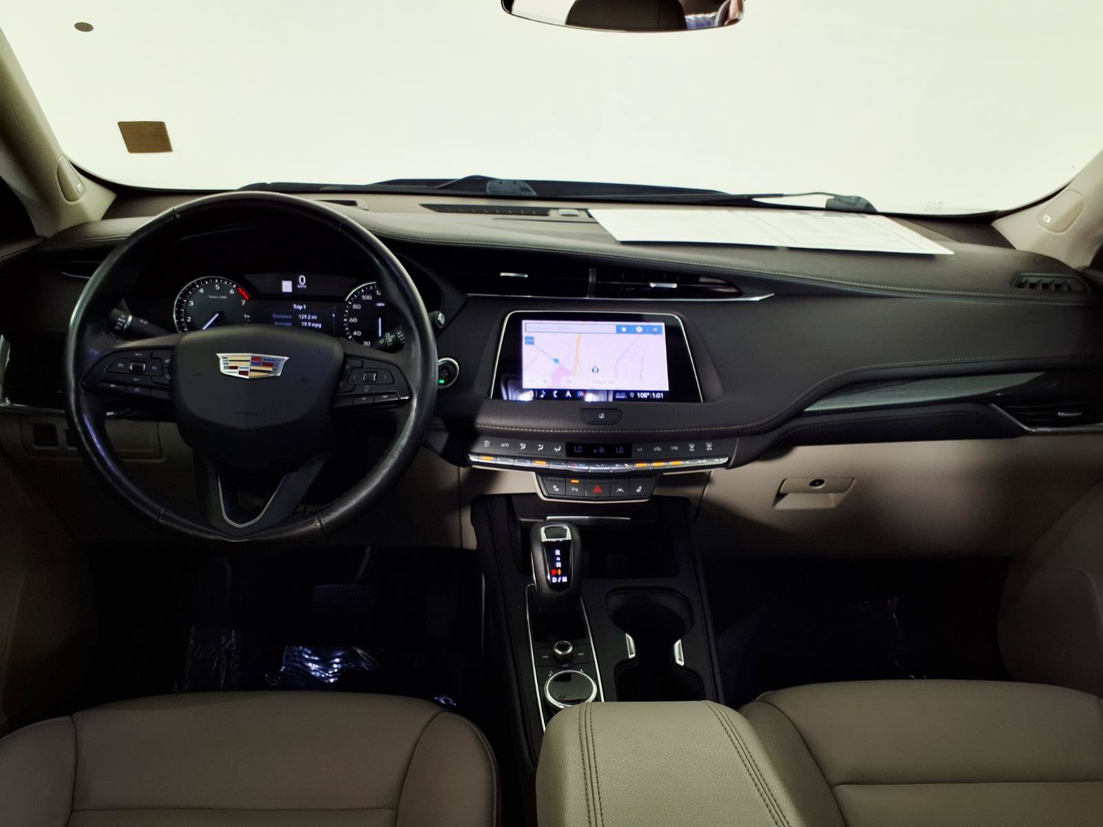Used 2019 Cadillac XT4 Premium Luxury w/ Cold Weather Package FWD image 14
