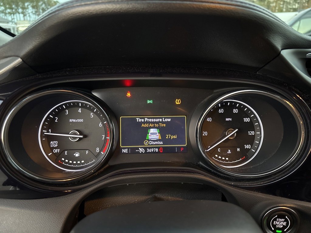 Used 2021 Buick Encore GX Preferred image 42