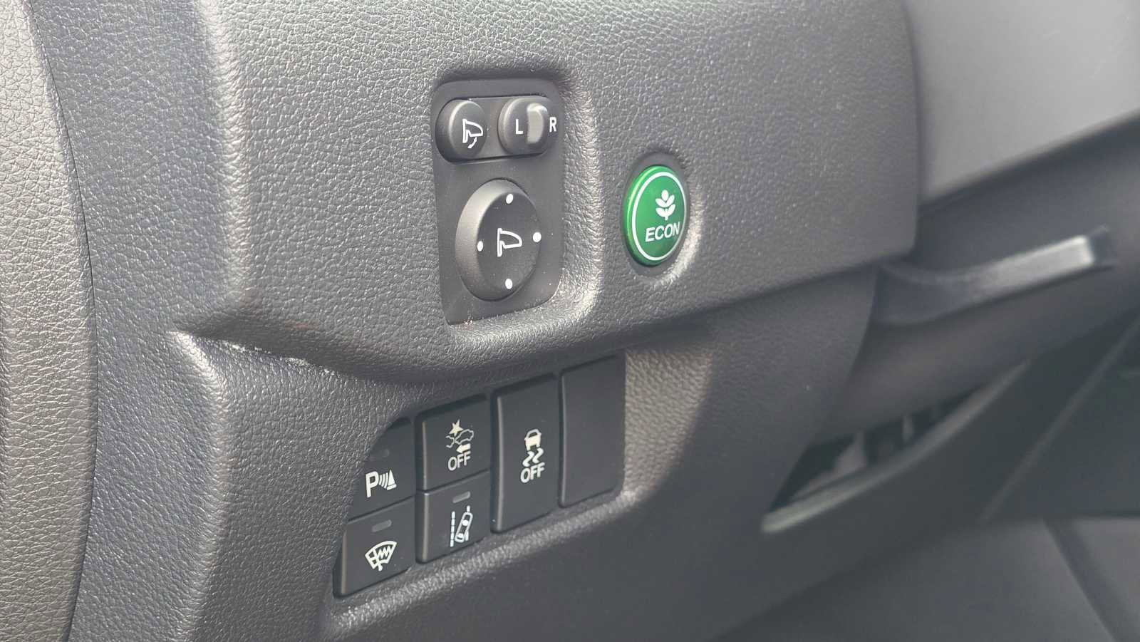 Used 2025 Honda Passport TrailSport image 26