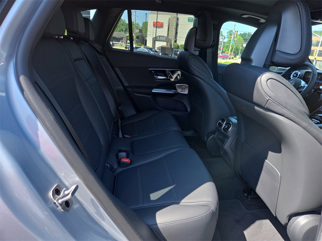 New 2025 Mercedes-Benz GLC 300 4MATIC image 15