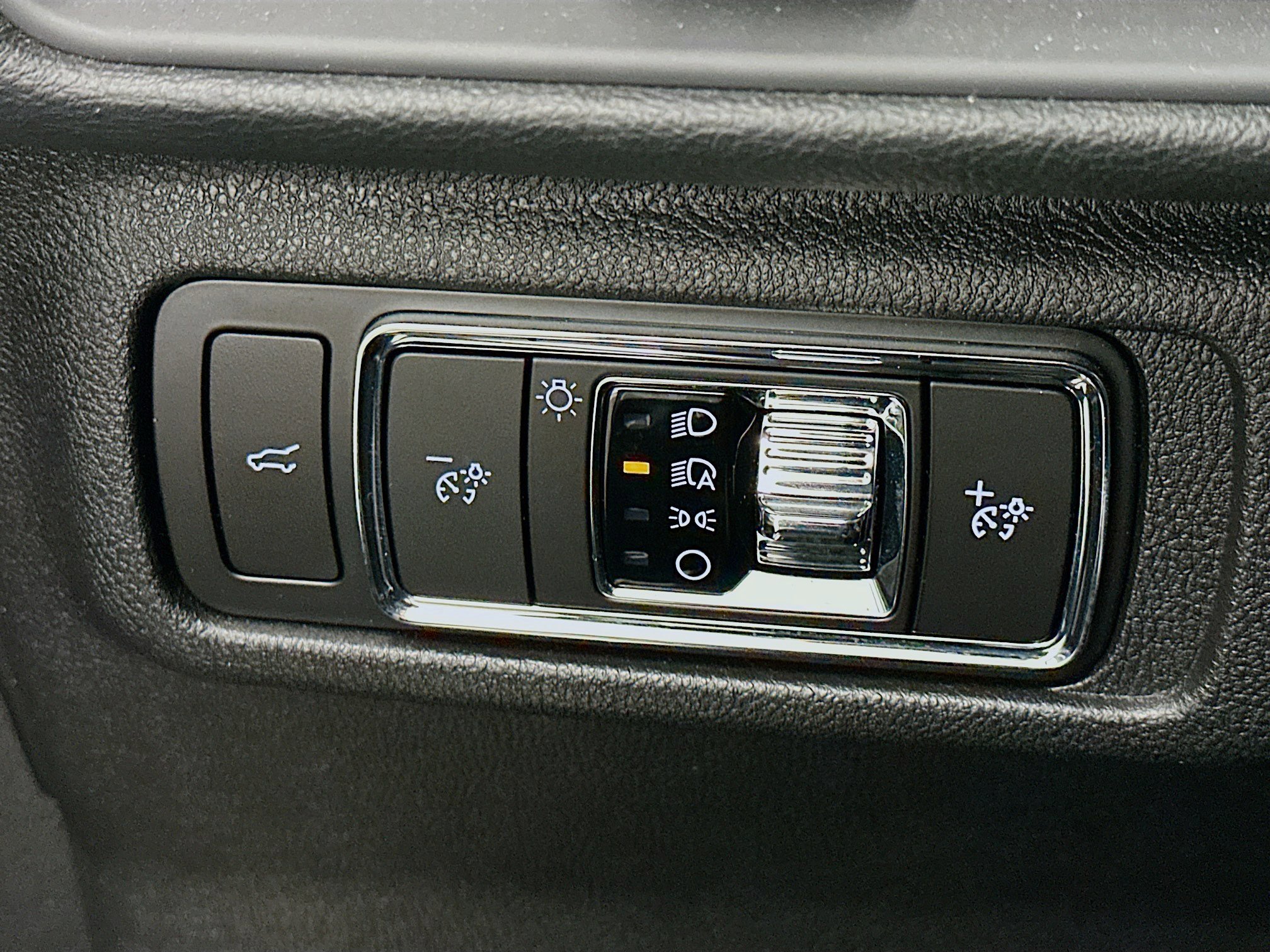 Used 2023 Lincoln Corsair AWD image 17