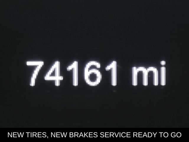 Used 2017 Chrysler Pacifica Touring-L FWD image 29