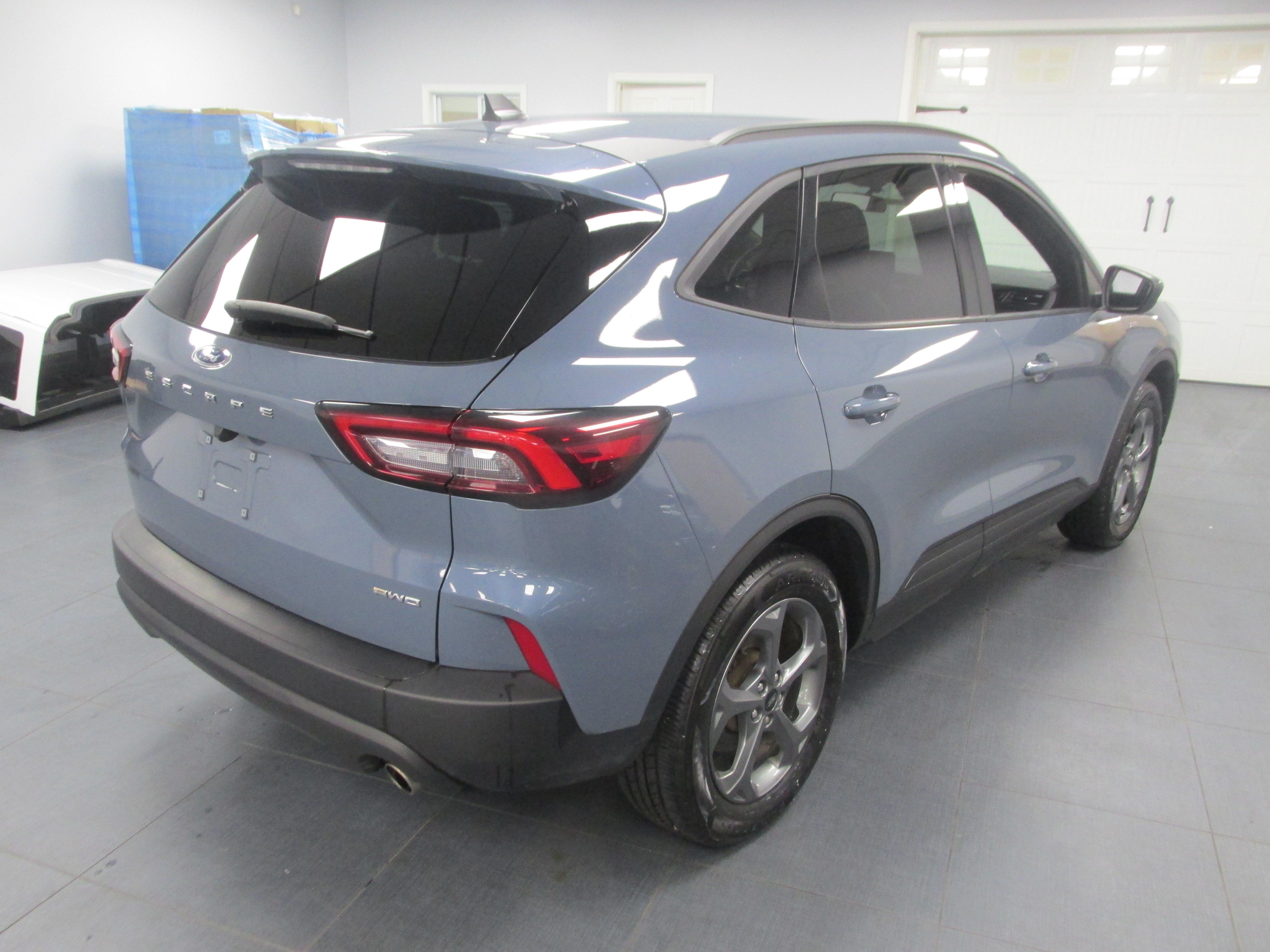 Used 2025 Ford Escape ST-Line AWD/4WD image 5