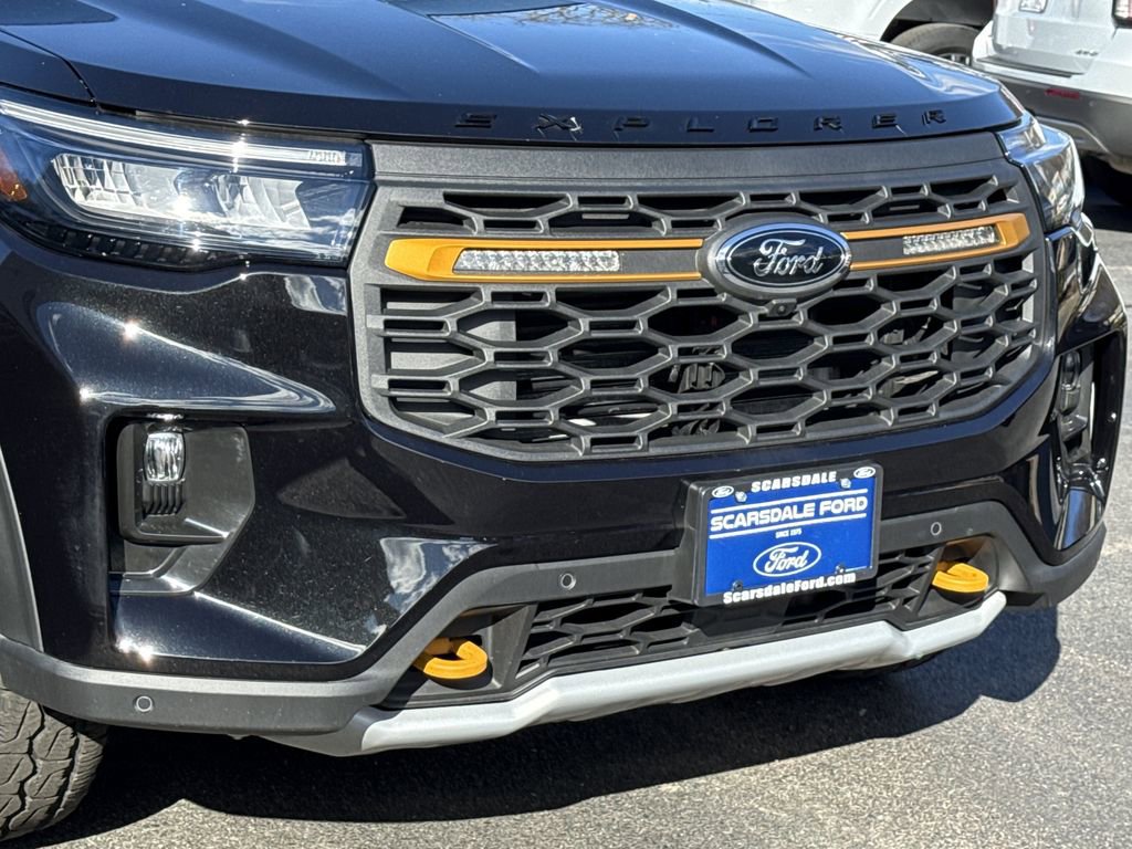 Used 2026 Ford Explorer Tremor w/ Tremor Convenience Package image 8