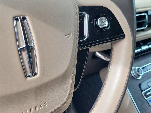 Certified 2020 Lincoln Aviator Reserve w/ Elements Package Plus AWD/4WD image 25