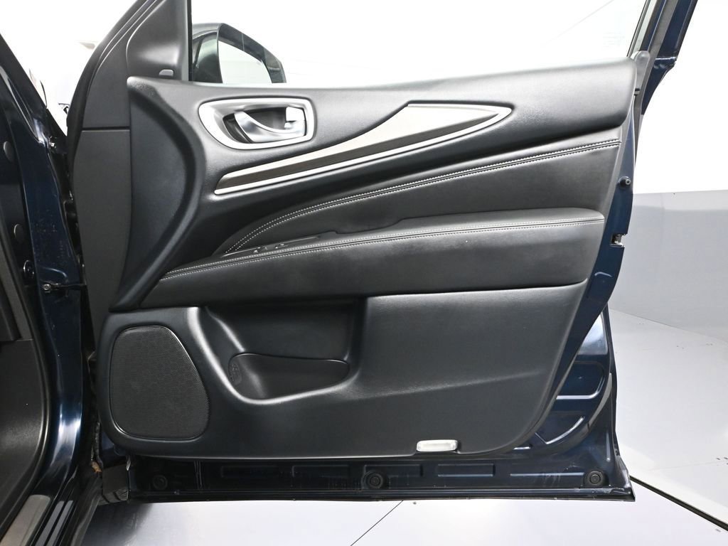 Used 2020 INFINITI QX60 Luxe w/ Essential Package image 49