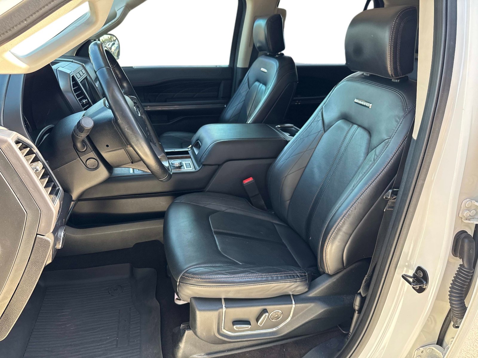 Used 2020 Ford Expedition Platinum AWD/4WD image 22