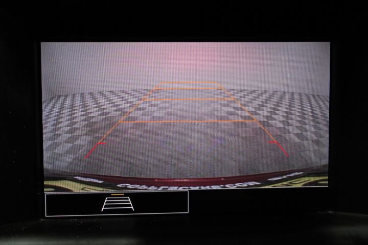 Certified 2022 GMC Terrain SLE w/ Driver Convenience Package image 3