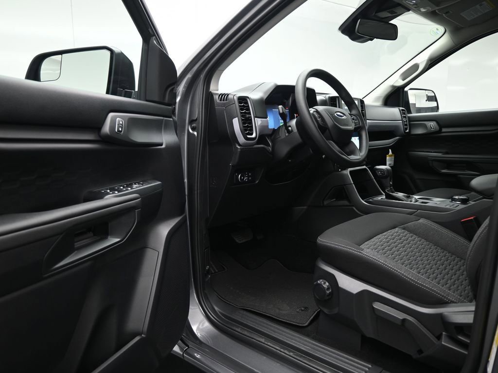 New 2025 Ford Ranger XL w/ Trailer Tow Package image 8