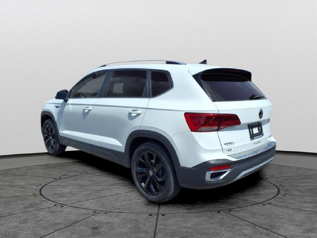 Used 2023 Volkswagen Taos SE w/ Black Wheel Package AWD/4WD image 6