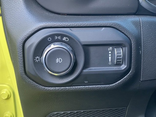 Used 2023 Jeep Wrangler Willys image 14