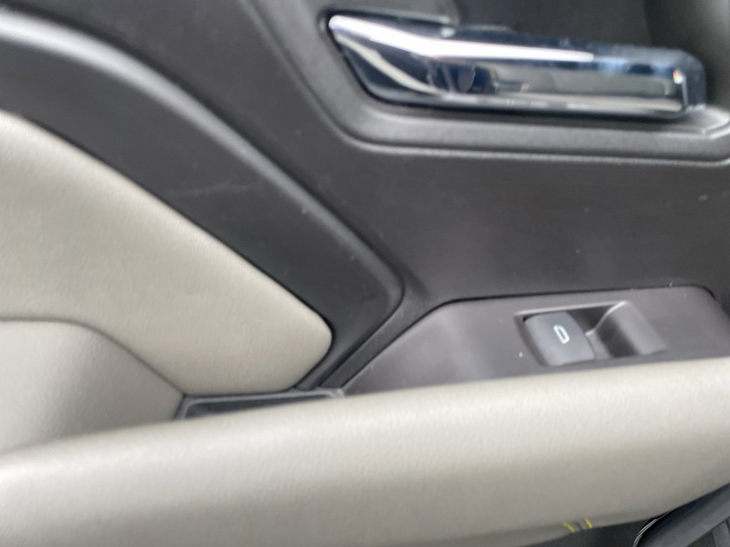 Used 2024 Chevrolet Colorado ZR2 w/ ZR2 Convenience Package III image 47