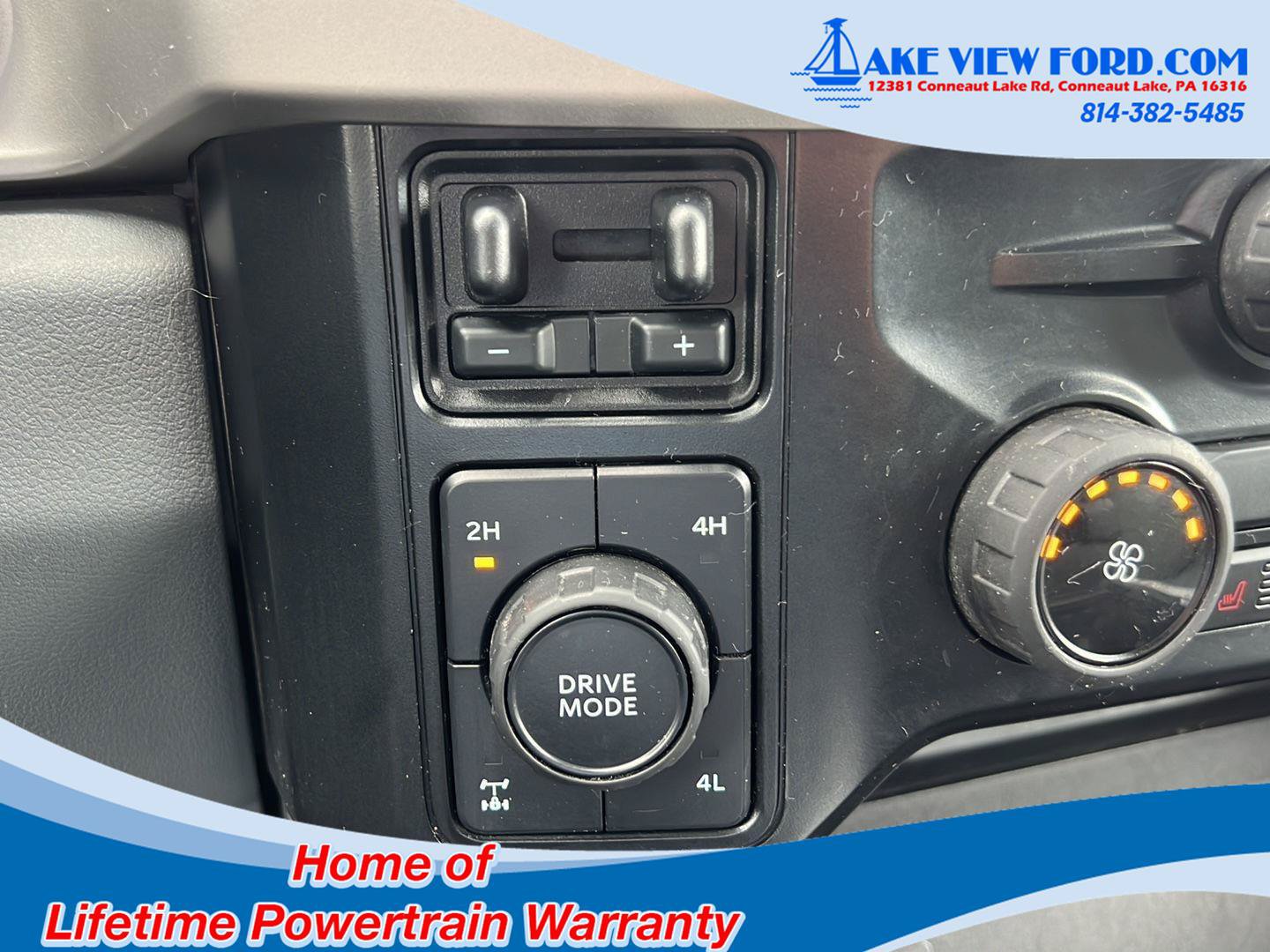 Used 2024 Ford F350 XLT w/ XLT Premium Package AWD/4WD image 34