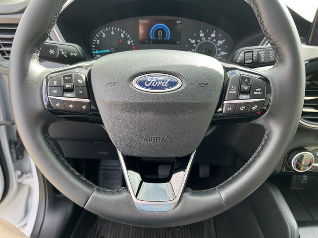 Used 2022 Ford Escape SE w/ SE Sport Appearance Package AWD/4WD image 19