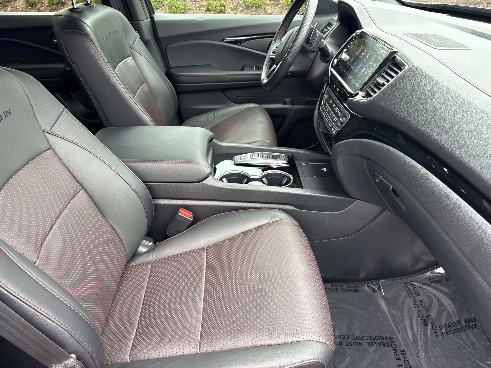 Used 2025 Honda Ridgeline Black Edition image 34