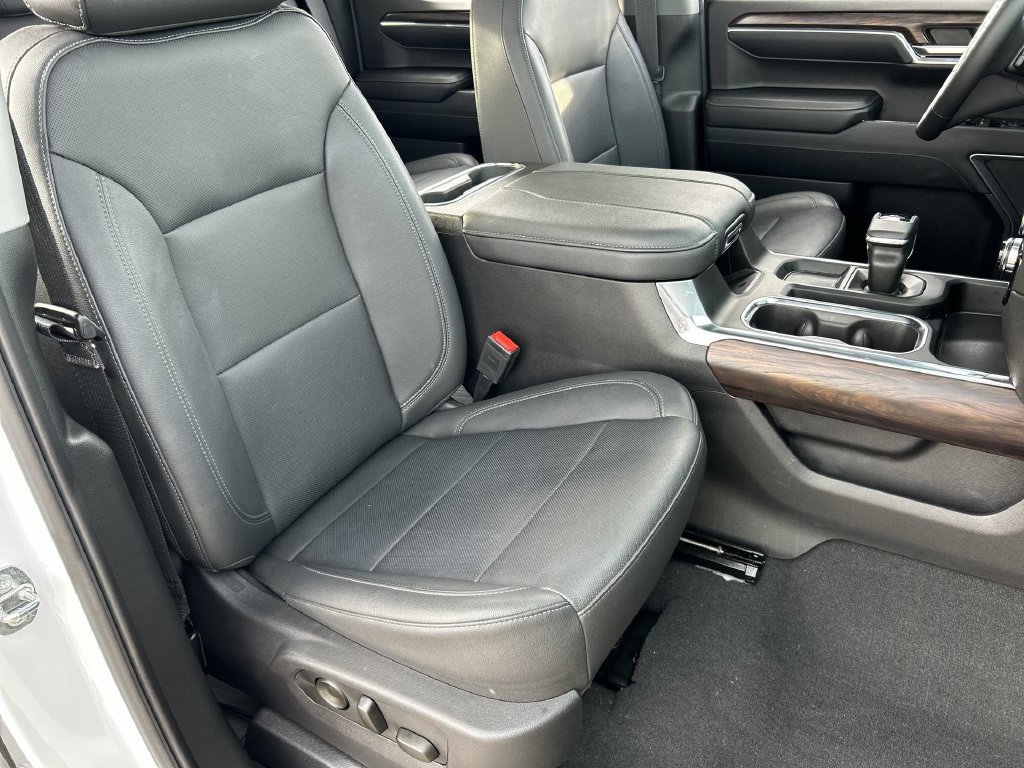 Used 2024 GMC Sierra 1500 SLT w/ SLT Premium Package AWD/4WD image 27