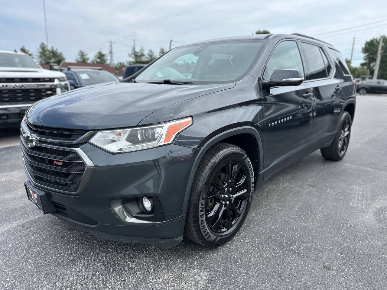 Used 2020 Chevrolet Traverse RS w/ LPO, Floor Liner Package AWD/4WD image 3