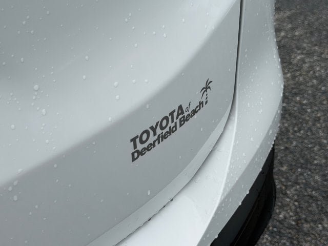 Used 2024 GMC Terrain SLE FWD image 17