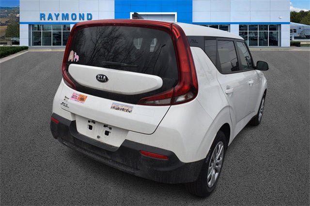 Certified 2021 Kia Soul LX image 3