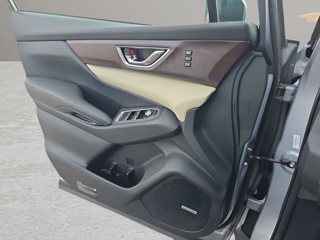 Used 2022 Subaru Ascent Touring image 17