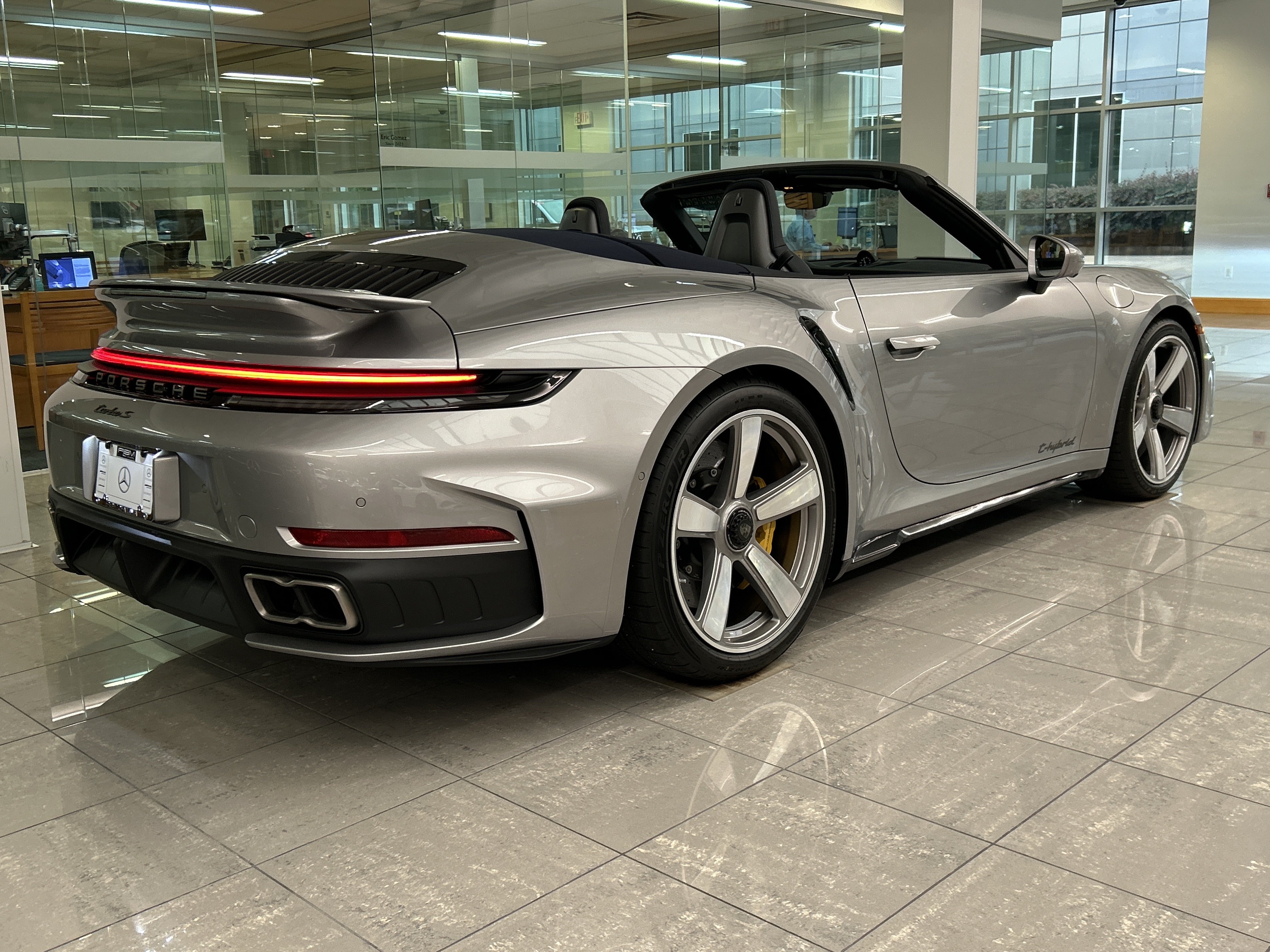 Used 2026 Porsche 911 Turbo S AWD/4WD image 6