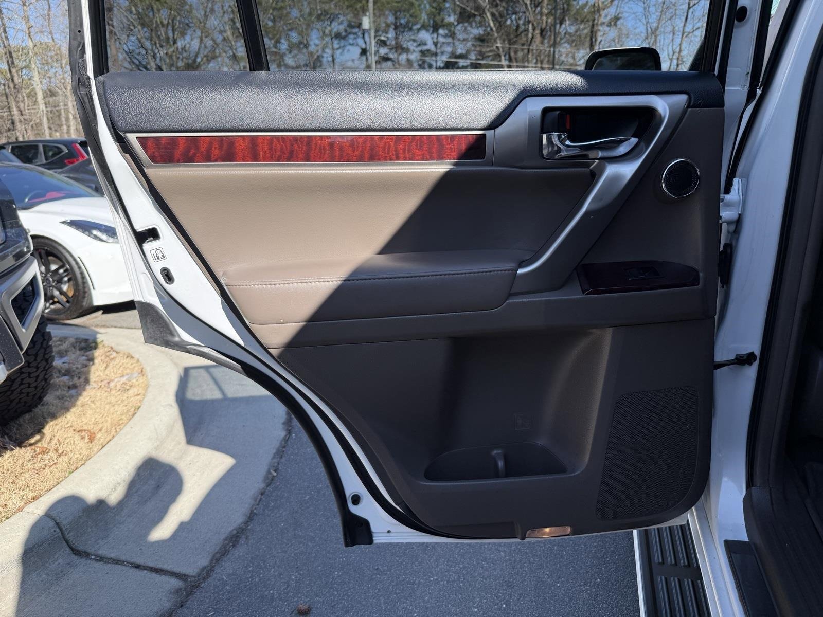 Used 2017 Lexus GX 460 Luxury image 26