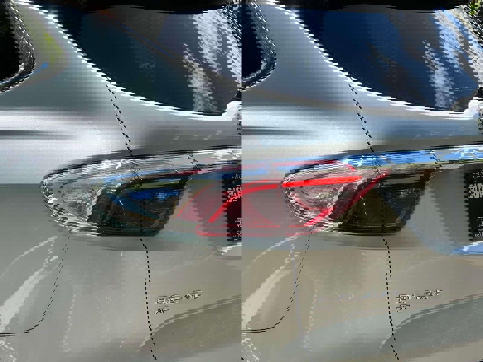 Used 2022 Buick Enclave Essence w/ Experience Buick Package image 10