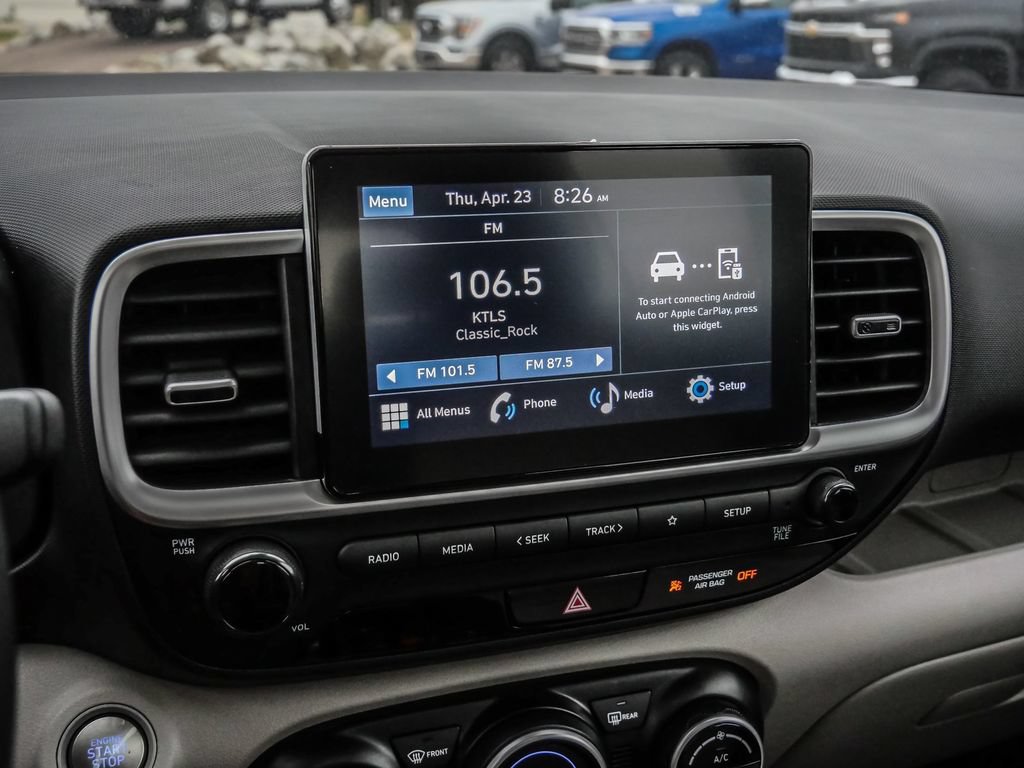 Used 2025 Hyundai Venue SEL FWD image 44
