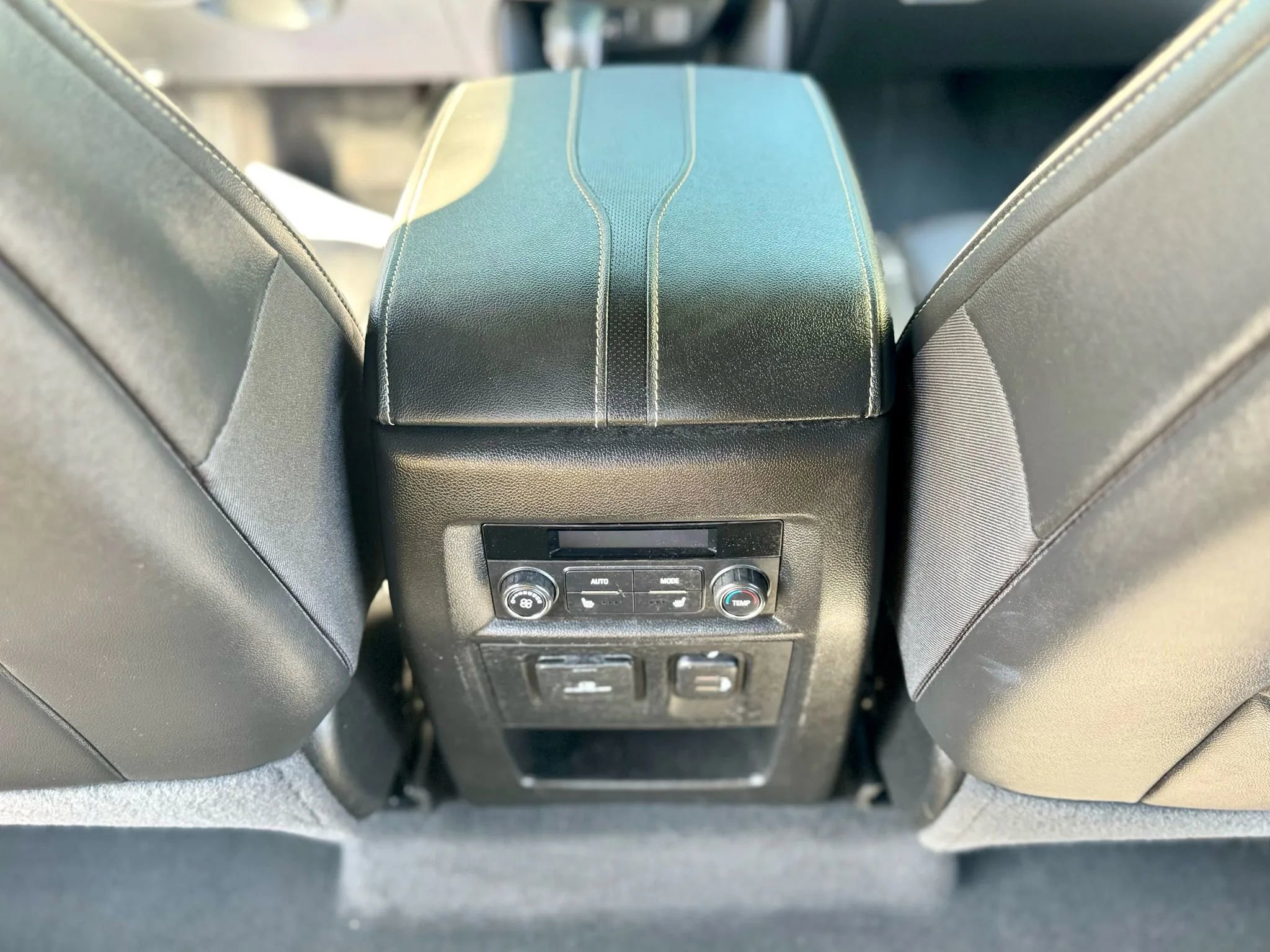 Used 2023 Chevrolet Traverse Premier image 22