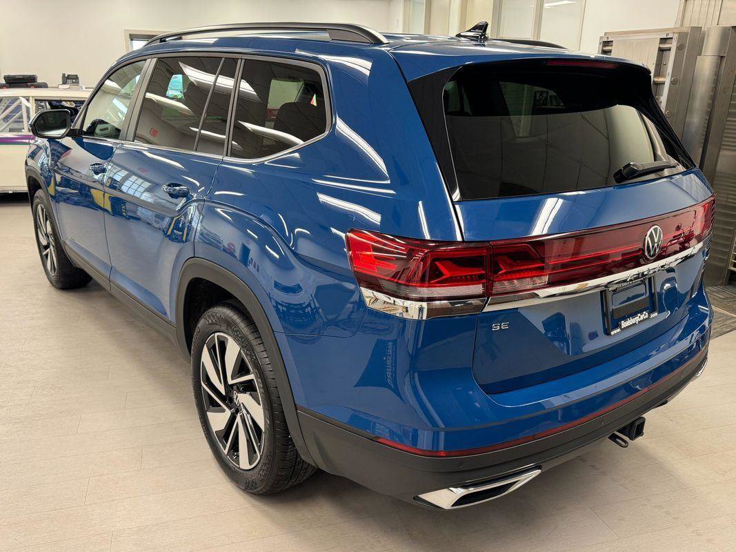 Used 2026 Volkswagen Atlas SE AWD/4WD image 25